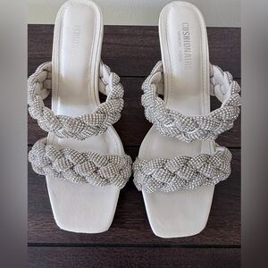 Cushionaire Women's Sparkling Silver Braided Sandals